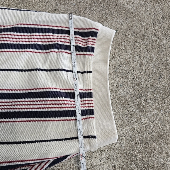 Vintage 90's Tommy Hilfiger Polo Shirt - Picture 5 of 6